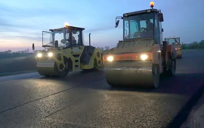 В Днепропетровской области идет строительство самой длинной автодороги Украины, - "Укравтодор"