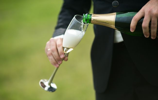 Шампанское с "сюрпризом": 10 признаков, что у вас аллергия на игристое
