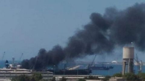 Десятки людей загинули під час вибуху танкера в Лівані