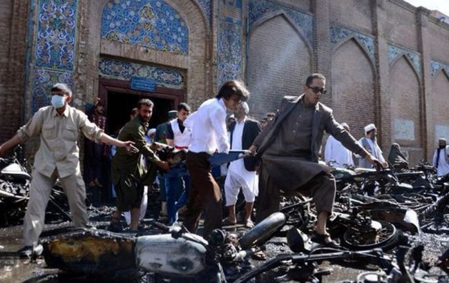 Бойовики ІДІЛ взяли на себе відповідальність за вибух у мечеті на півночі Афганістану