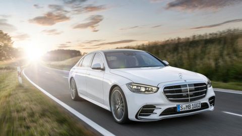 Mercedes-Benz намерен полностью перейти на выпуск электромобилей: в компании назвали сроки