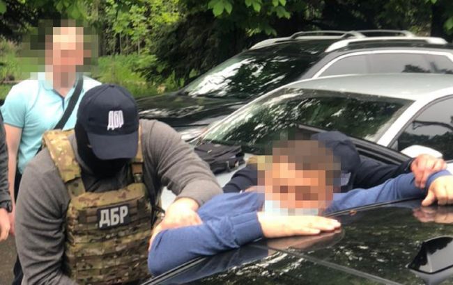 Суддю в Донецькій області викрили в шахрайстві: обіцяв допомогти з судовим рішенням