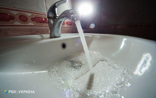 Частина Києва залишиться без води через ремонт: список адрес