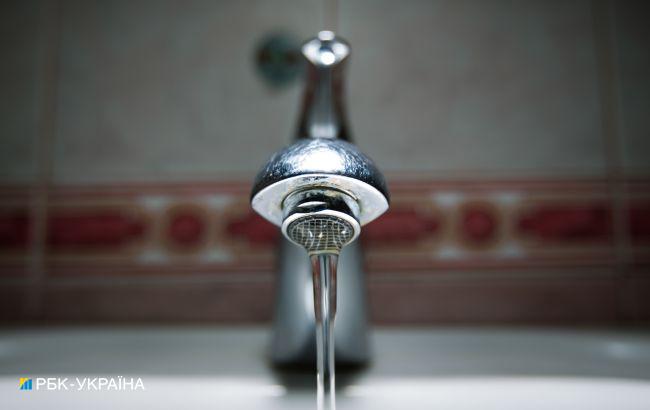 Как платить за воду значительно меньше: украинцам назвали простые способы