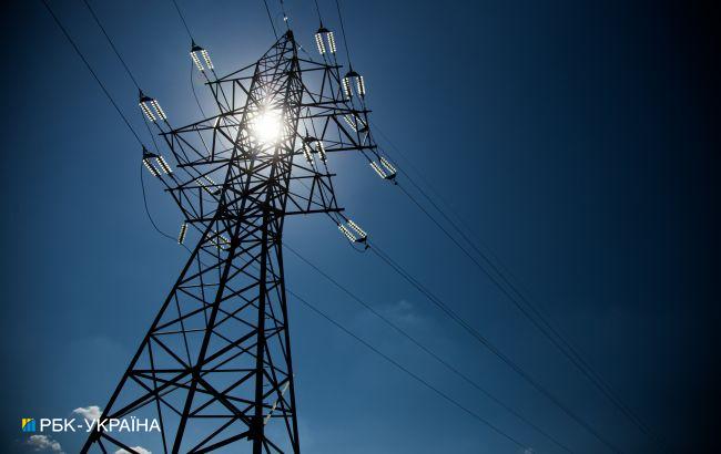 Значительный дефицит мощности: в "Укрэнерго" оценили состояние энергосистемы в стране