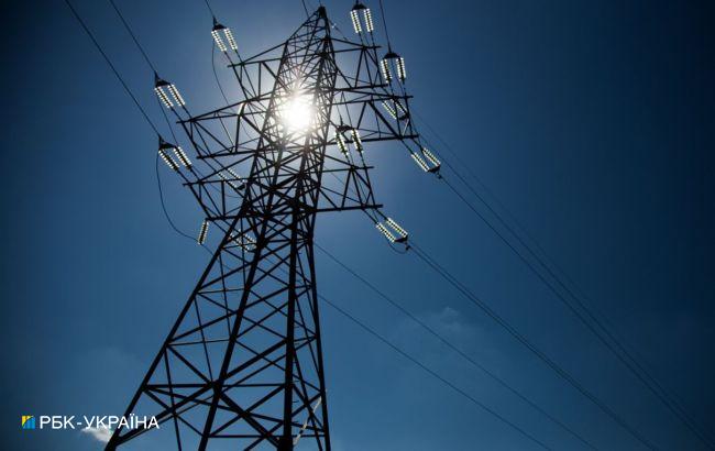 Уже в семи регионах. В Сумской области также вводят графики аварийных отключений света