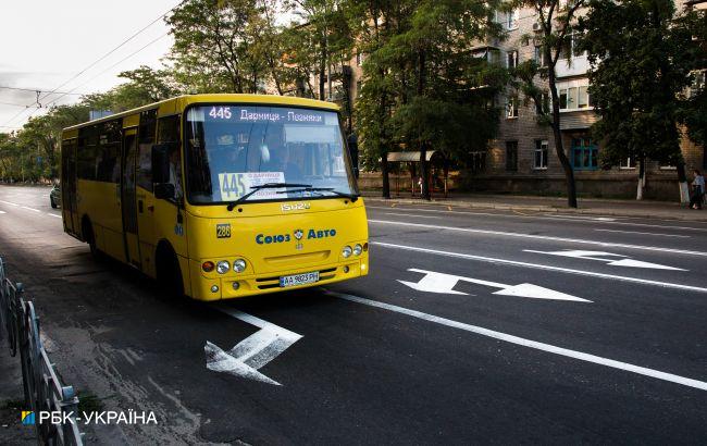 Шансону не буде. Водіям автобусів і таксі заборонили вмикати музику в салоні