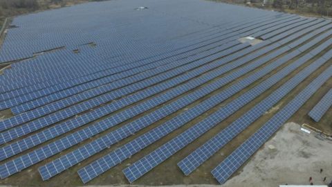 Коломойского обвинили в отключении солнечной станции TIU Canada: что известно