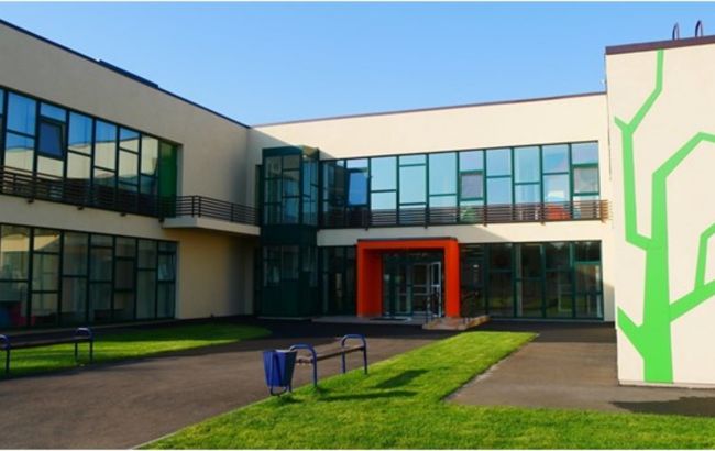 У Покрові Дніпропетровської області відкрили новий дитсадок у формі підкови