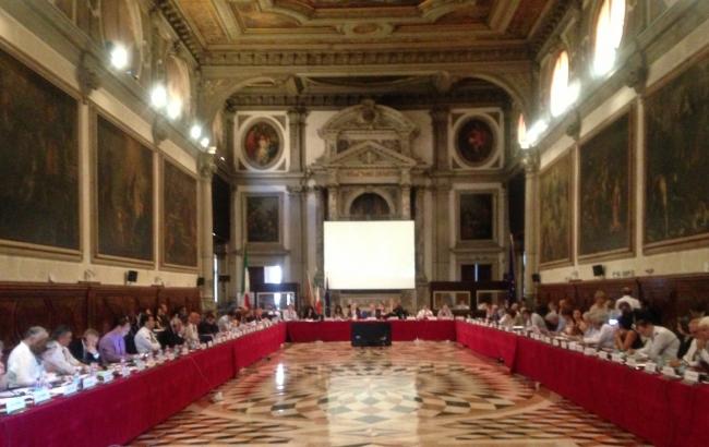 Висновки Венеціанської комісії щодо закону про люстрацію будуть негативними, - проект