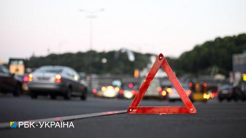 Киевляне чуть не "линчевали"&nbsp;пьяного водителя: в ДТП заподозрили судью&nbsp;(видео и фото)