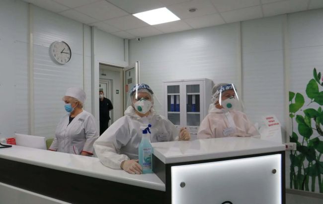 В Николаевском инфекционном госпитале рассказали, как справляются с наплывом COVID-больных