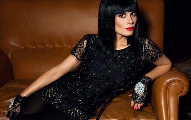 Сола Монова о кризисе в РФ: "Доллар дорожает, женихи беднеют"