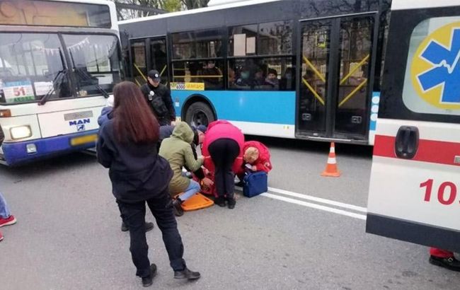 В Хмельницком автобус совершил наезд на двух детей