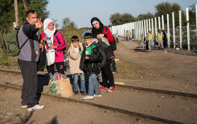 Словенія поставить стіну на кордоні, якщо не припиниться приплив біженців