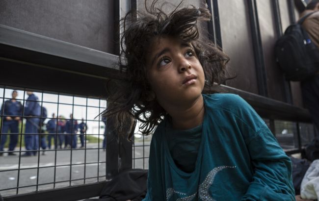 Мигранты в Европе: почти 90 тысяч детей попросили убежища в ЕС