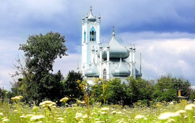 "Воронцовське чудо" і об’єкти Городецького: село на Черкащині дивує туристів незвичними локаціями