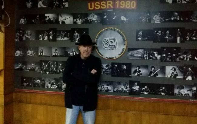 Макаревич показал результаты "вставания с колен"