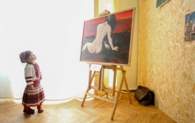 В Киеве открылась выставка картин о войне на Донбассе