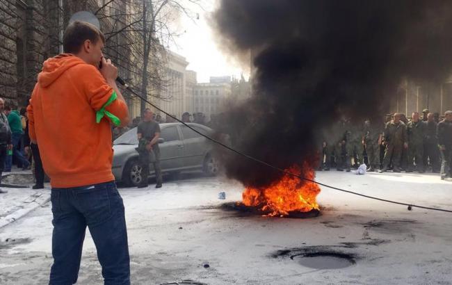 В Нацгвардии прокомментировали столкновения у здания АПУ
