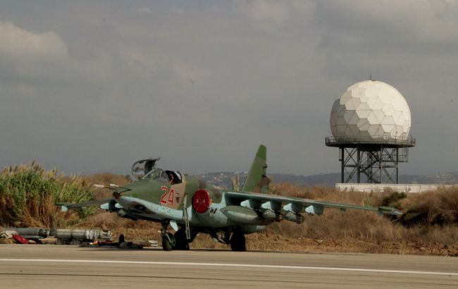 Война в Сирии: РФ сбросила авиабомбы с надписями "За Париж" и "За наших"