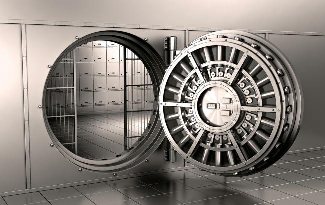 Нацбанк предлагает уравнять требования к безопасности сейфов банков и небанковских учреждений