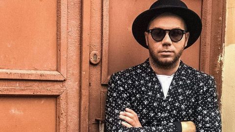 Морозить уши - это не круто: Андре Тан показал актуальные модели шапок зимы-2021