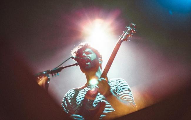 Легендарний гурт Foals переплутала Україну з Росією