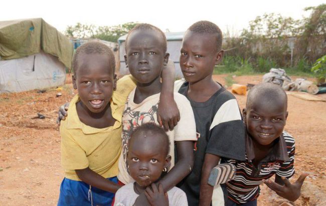 Более 1 миллиона детей и подростков из Южного Судана стали беженцами