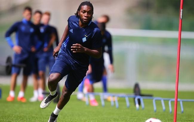 "Динамо" хоче продовжити контракт з Мбокані