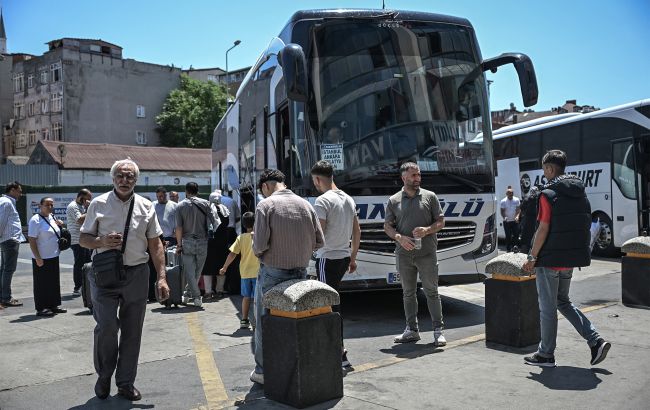 Ескалація на Близькому Сході: 293 українці підтвердили намір покинути Ізраїль, а Іран - 85