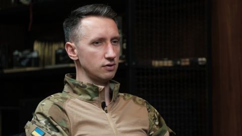 Стаховский высказался о футболистах, свободно выезжающих за границу