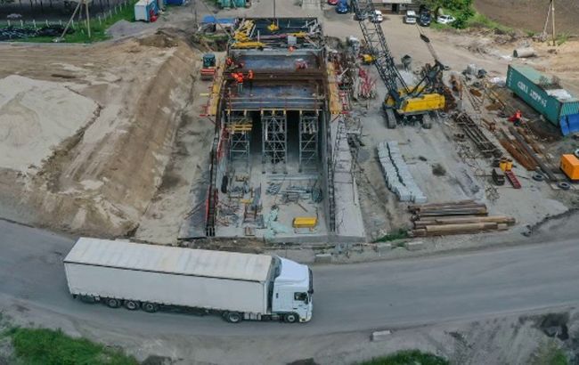 У Полтавській області зводять тунель на новій дорозі в рамках "Великого будівництва”