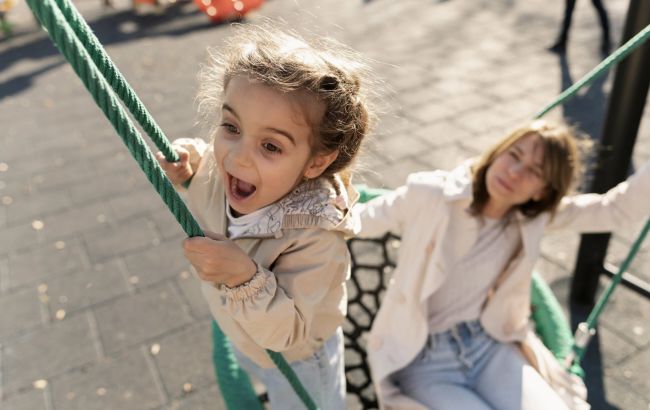 Ці слова чують тисячі дітей: чому психологи радять їх назавжди забути
