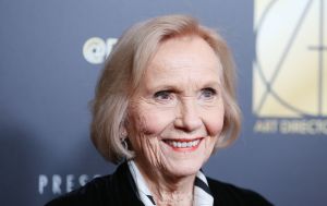 Померла легендарна акторка Голлівуду Єва Марі Сейнт: зірці було 102 роки