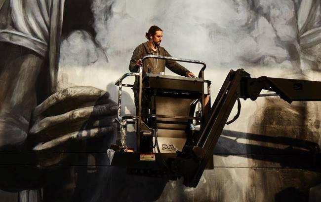 Южноафриканский художник нарисует в Киеве "нереальный" мурал