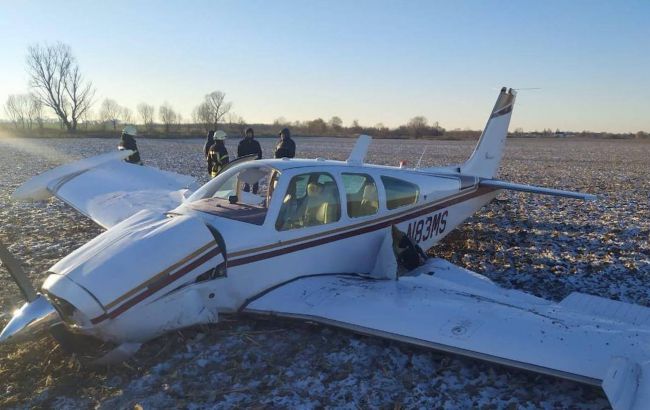В Киевской области упал самолет, есть пострадавшие