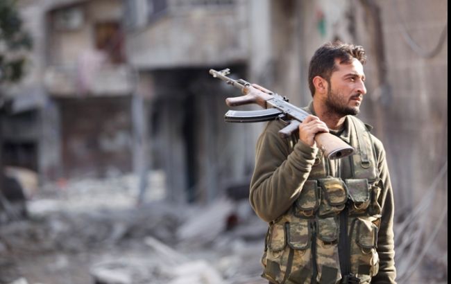 Войска сирийской оппозиции продолжают наступление в районе Дамаска