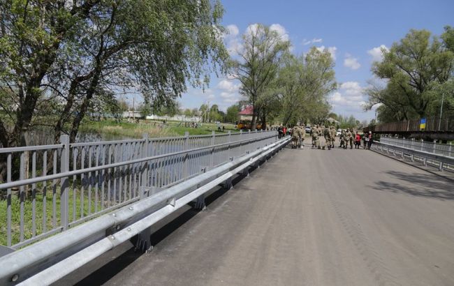 У Луганській області відкрили відремонтований міст через річку Айдар