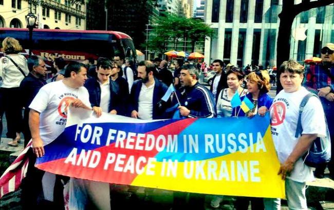 "Спасибо, Украина": экс-депутат госдумы РФ провел День Независимости в Киеве