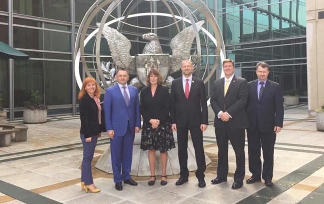 США мають намір проводити ракетні двигуни разом з Україною