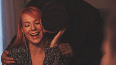 Змінити свою реальність: Світлана Тарабарова в стильному светрі дала цінну пораду сімейним парам