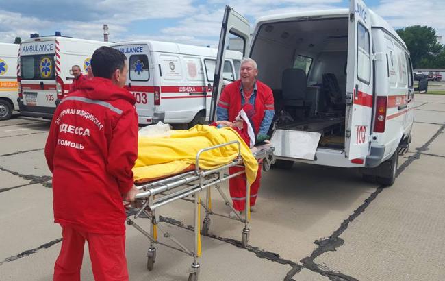 До Одеси доставили 11 поранених військових із зони АТО