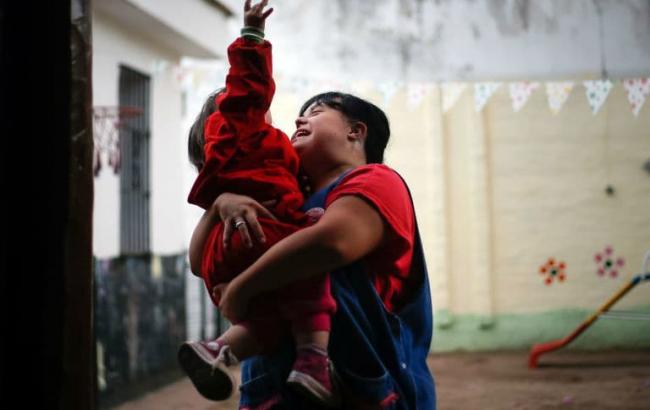 Аргентинка з синдромом Дауна стала вихователем у дитячому садку