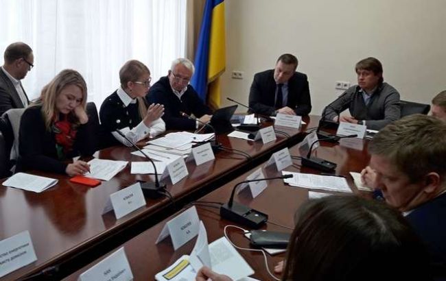 Закон об анбандлинге: комитет одобрил правки для переговоров с "Газпромом"