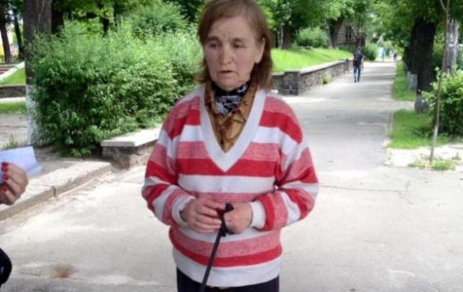 У Києві просять відгукнутися рідних жінки, яка забула дорогу додому