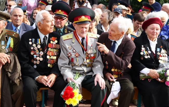 РФ пригласила на парад 9 мая ветеранов из оккупированного сепаратистами Донбасса
