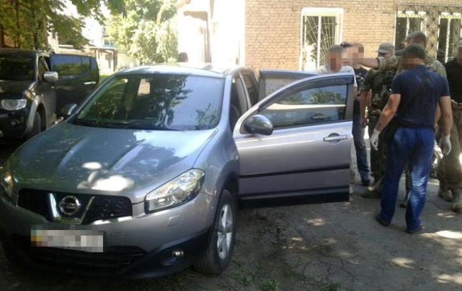 Не "откосил": на Донеччине "погорел" на взятке глава военно-врачебной комиссии