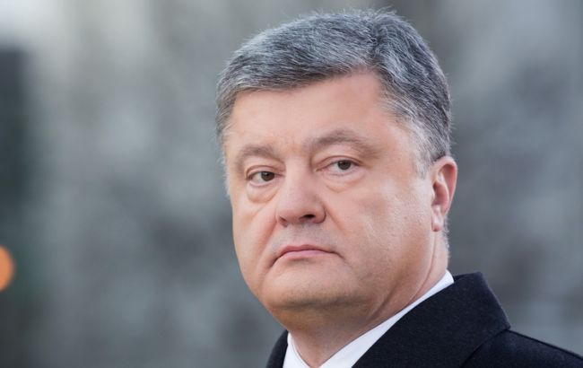 Порошенко начал рабочий визит в Германию