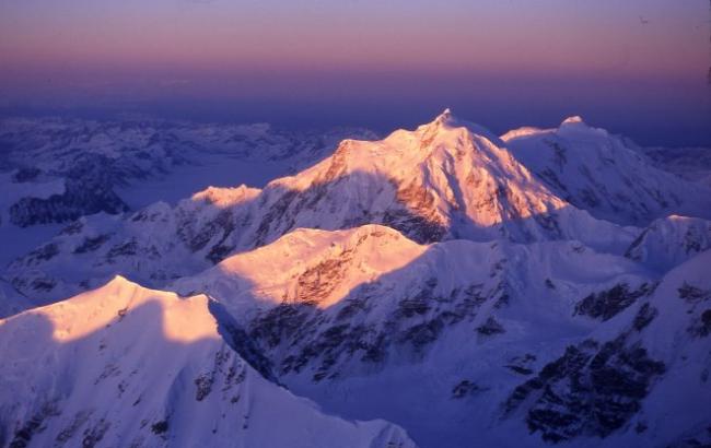 До приїзду Обами перейменували найвищу гору Північної Америки